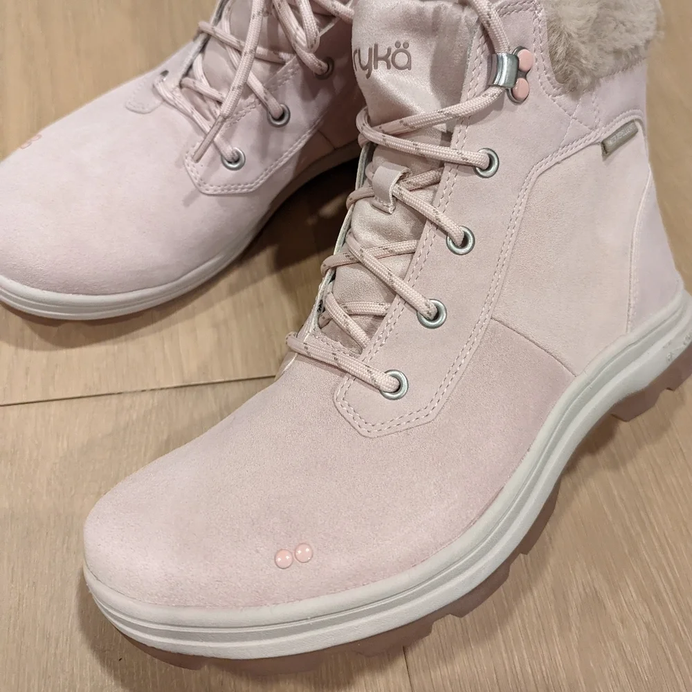 Women's Pink Winter Boots